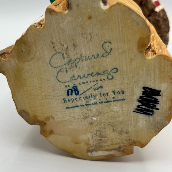 Captured Carvings by A Costanza 178 of 3000 Grand Ole Flag Santa Resin Limited - Picture 14 of 17